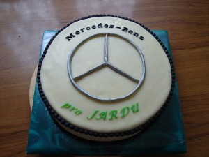 dort logo mercedes